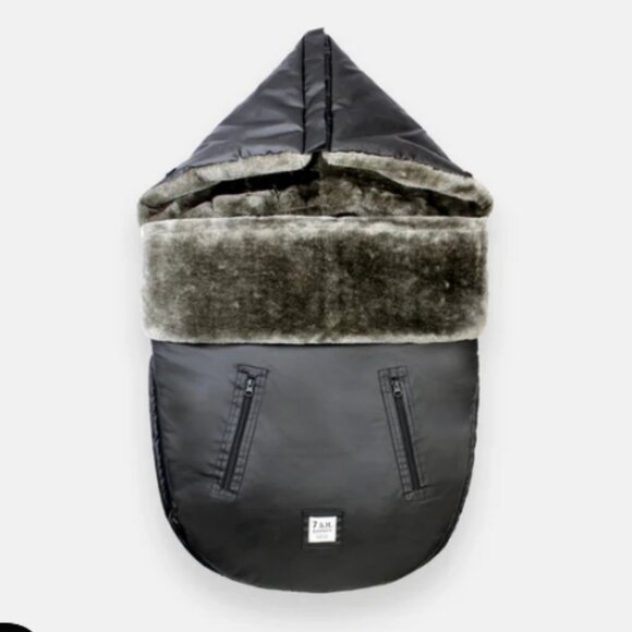 7 AM WaxedPod Stroller Footmuff Faux Fur Lined - Picture 1 of 11